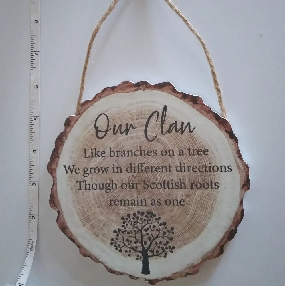 "Our Clan" decorative wall hanging - Picture 2 of 3